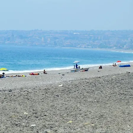Apartment Casasolemare Fondachello